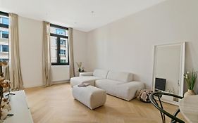 Zuid'S Charming Gem Apt